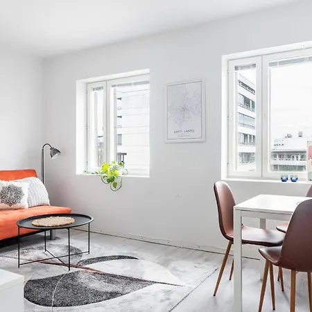 Modern 1br With Sauna & Balcony