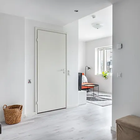 Apartment Modern 1br With Sauna & Balcony Lahti